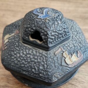 Hexagonal Black Incense Holder with Nautical Design